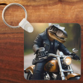 **"Revved Up Rex: T-Rex in leer op een motor Sleutelhanger (Voorkant)