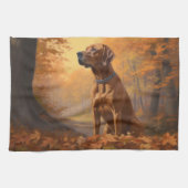 Rhodesian Ridgeback in herfst laat Herfst inspirer Theedoek (Horizontaal)