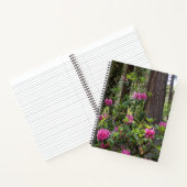 Rhododendrons roses dans un cahier floral de forêt (Intérieur)