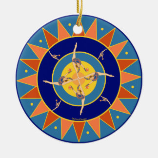 Rhythmic gymnast dansend met balkaneel keramisch ornament