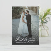 Ribbon Script Minimalist Wedding Photo Bedankkaart (Staand voorkant)