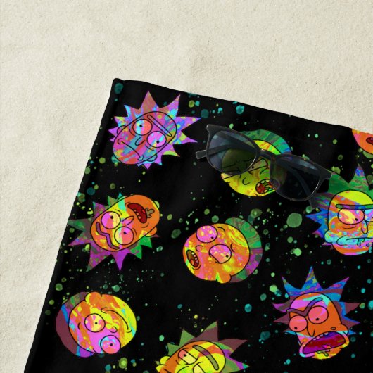 RICK EN MORTY™ | Psychedelic Swirl Pattern Strandlaken (In situ)