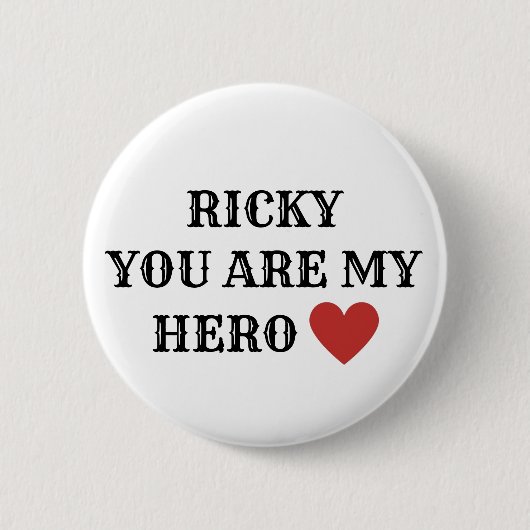 Ricky Hero Button (Voorkant)