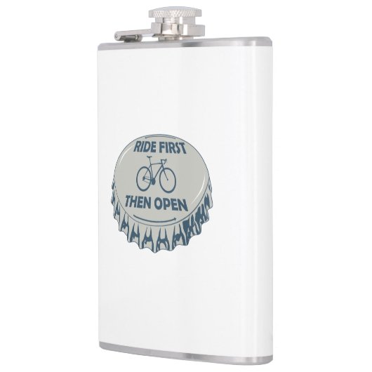 Ride eerst dan open heupfles (Links)