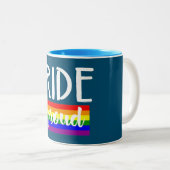 Ride Proud Cycling Tweekleurige Koffiemok (Voorkant rechts)