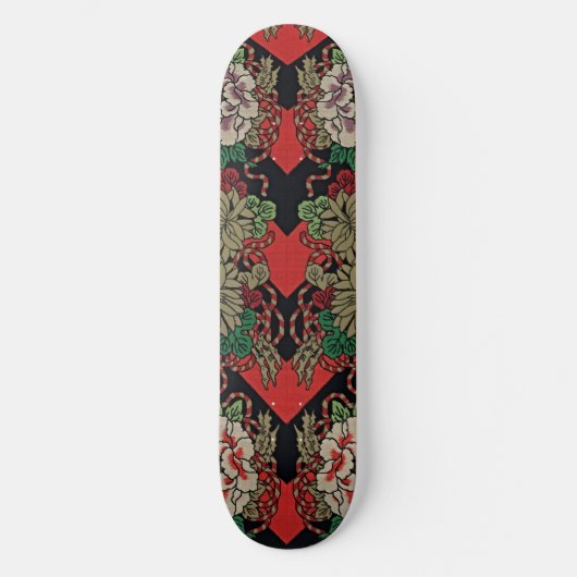 Ride the Vibes: Rood Japans Bloemen Skateboard (Voorkant)