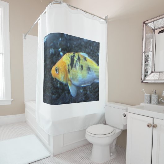 Rideau de douche de poisson rouge (En situation)