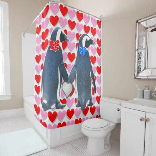 Rideau de douche de Saint Valentin, Penguin (En situation)