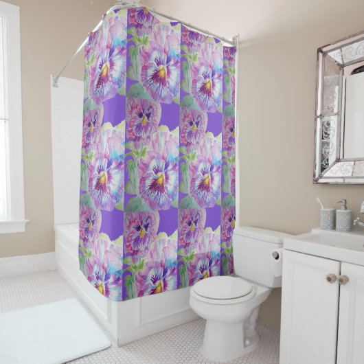 Rideau de douche floral Fleurs de Pensée Violette (En situation)