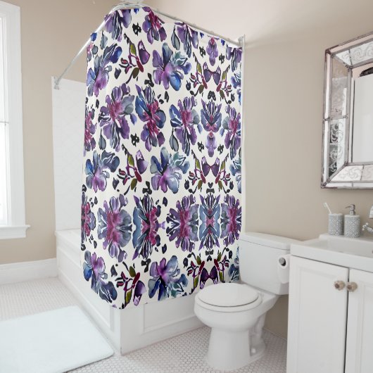 Rideau de douche Floral moderne violet (En situation)