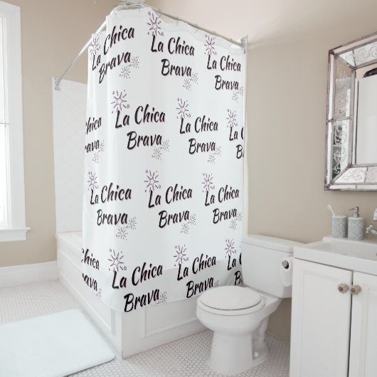 RIDEAU DE DOUCHE "LA CHICA BRAVA" (En situation)