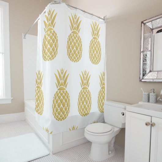 Rideau en douche d'or d'ananas (En situation)