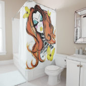 Rideau en douche rouge de têtes et de papillons (En situation)