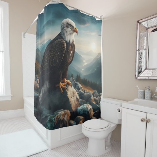 Rideaux De Douche Aigle perché sur le terrain rocheux (En situation)