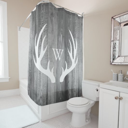 Rideaux De Douche Antlers de cerfs blancs Gris Gris Grange Bois Mono (En situation)
