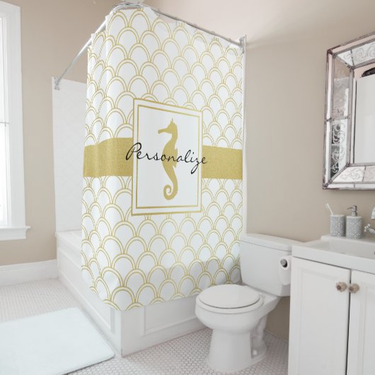 Rideaux De Douche Art Déco Ocean Wave Gold Seahorse Beach House (En situation)