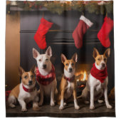 Rideaux De Douche Basenji au coin du feu Noël (Devant)