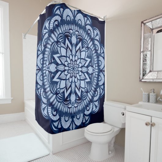 Rideaux De Douche Bohemian Navy Blue Tie Dye Mandala (En situation)