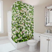 Rideaux De Douche Champ de fleurs de marguerite (En situation)