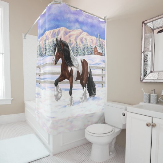 Rideaux De Douche Cheval de Tinker Tinker Gypsy Vanner Brown Pinto (En situation)