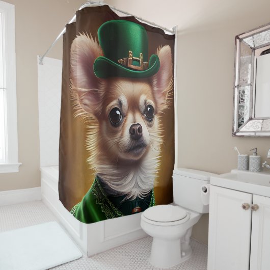 Rideaux De Douche Chihuahua Chien en robe de la Saint Patrick (En situation)