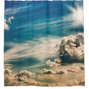 Rideaux De Douche Ciel de peintre. Beau ciel dramatique avec nuages