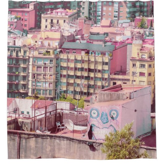 RIDEAUX DE DOUCHE COMPLEXE D'APPARTEMENTS EN MURS PEINTS BLANC ET RO (Devant)