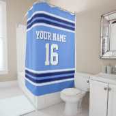 Rideaux De Douche Cornflower Blue Navy White Stripes Sports Jersey (En situation)