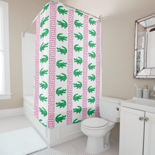 Rideaux De Douche Crocodile Prépa Rayure à Clé Grecque – Rose & Vert (En situation)