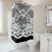 Rideaux De Douche Dentelle florale blanche : arrière - plan noire. (En situation)