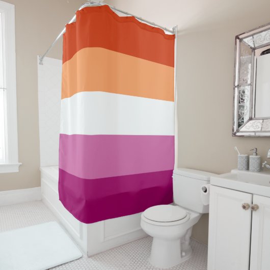 Rideaux De Douche Drapeau Lesbienne (En situation)