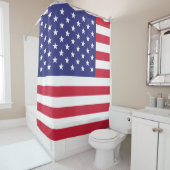 Rideaux De Douche Drapeau patriotique rouge blanc et bleu américain (En situation)