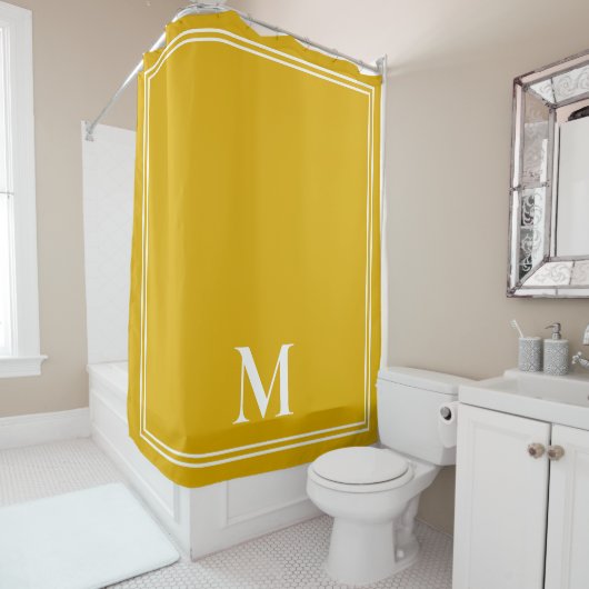 Rideaux De Douche Élégant Monogramme jaune moutarde (En situation)