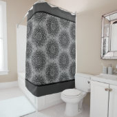 Rideaux De Douche Elégant Motif Mandala noir et blanc avec gris (En situation)