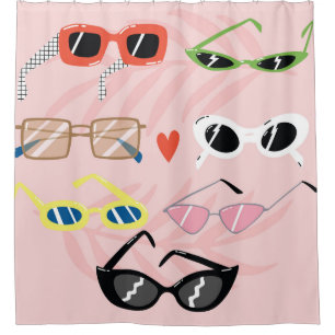 Rideaux De Douche Ensemble de lunettes de soleil tendance dans un st