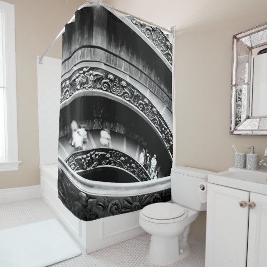 Rideaux De Douche Escalier spiral noir et blanc (En situation)