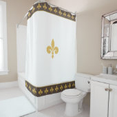Rideaux De Douche Fleurs de lis dorés sur brun et blanc (En situation)