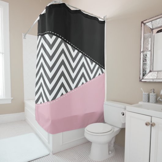 Rideaux De Douche Gris Zigzag, Gris Chevron, Motif Zigzag, Rose (En situation)