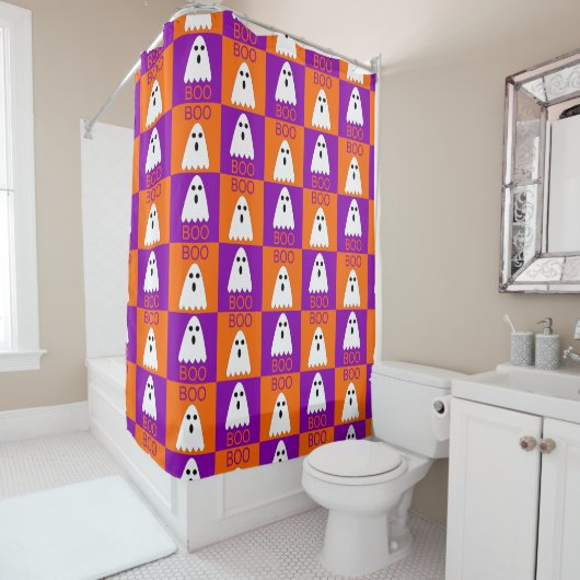 Rideaux De Douche Halloween Boo Ghost Purple et orange Carrés (En situation)