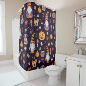Rideaux De Douche Halloween lunatique : Gnomes et Citrouilles (En situation)