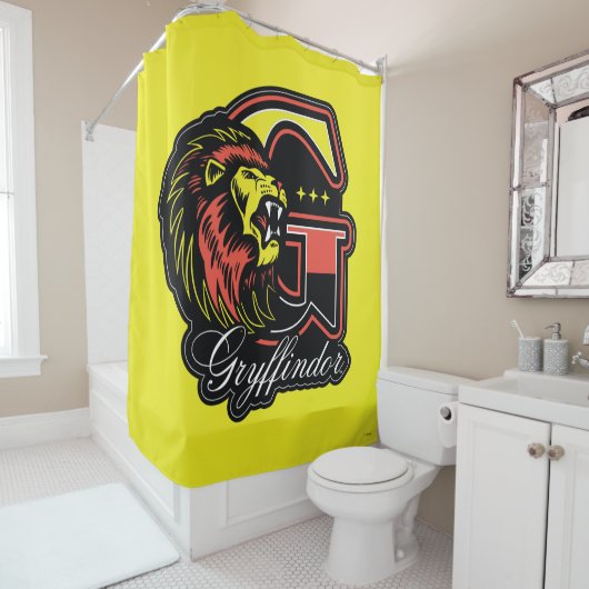 Rideaux De Douche HARRY POTTER™ | Badge sportif GRYFFINDOR™ (En situation)