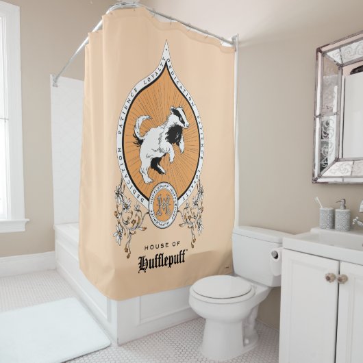 Rideaux De Douche HARRY POTTER™ | Delicate Sketch HUFFLEPUFF™ Crest (En situation)