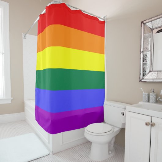 Rideaux De Douche Indicateur de la fierté arc-en-ciel (En situation)
