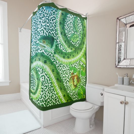 RIDEAUX DE DOUCHE LEOPARD SNAKE EN VERT (En situation)