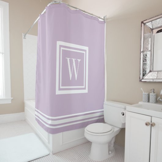Rideaux De Douche Lilac violet et blanc Carré classique Monogramme (En situation)