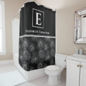 Rideaux De Douche Maison de ferme moderne en noir et blanc Monogramm (En situation)