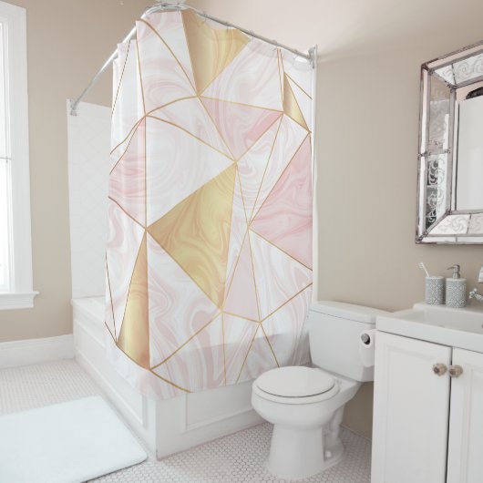 Rideaux De Douche Marbre rose et or Poly Triangles géométriques (En situation)