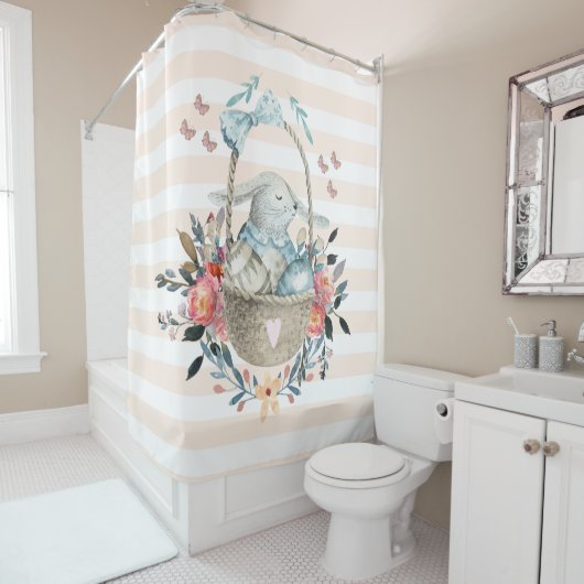 Rideaux De Douche Mignonne lapin dans un panier avec des oeufs et de (En situation)