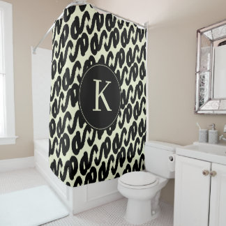 Rideaux De Douche Monogramme élégant à motif abstrait noir et blanc
