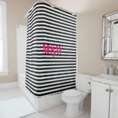 Rideaux De Douche monogramme moderne rose chaud noir rayures blanche (En situation)